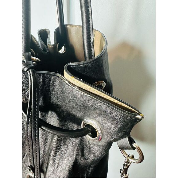 Calvin Klein Gabrianna Reversible Tote Black/gray 2 piece set - Picture 14 of 15